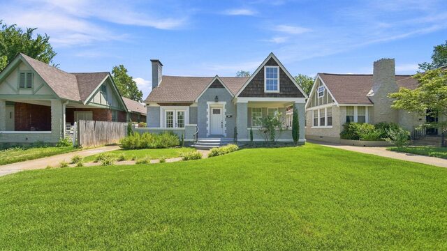 900 Hawthorne