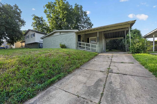 779 Ledbetter