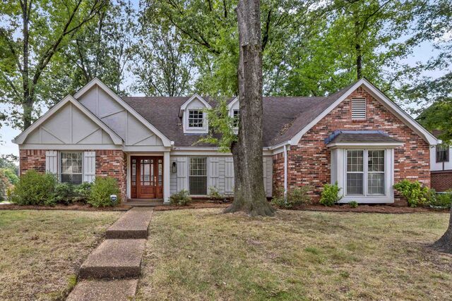 5993 Bridle Path