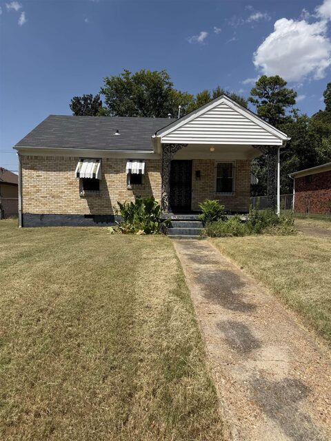 2084 Worthington