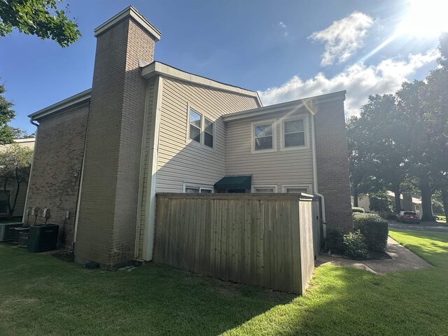 1727 Ridge Oak