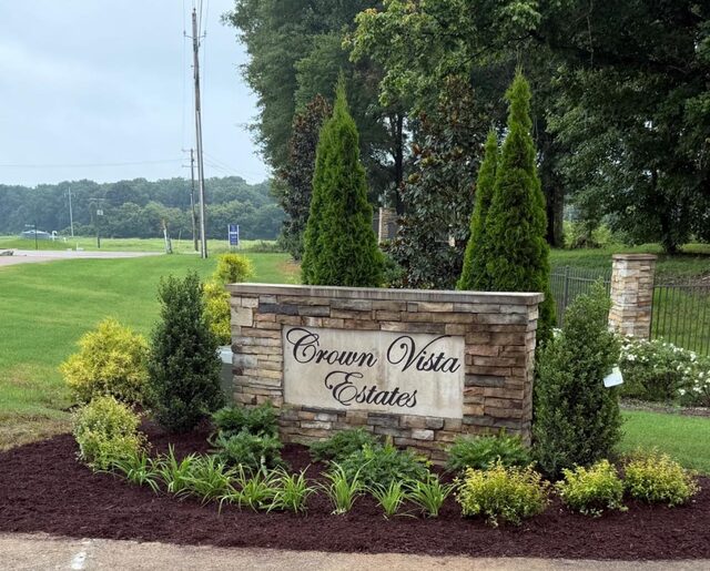 50 Crown Vista