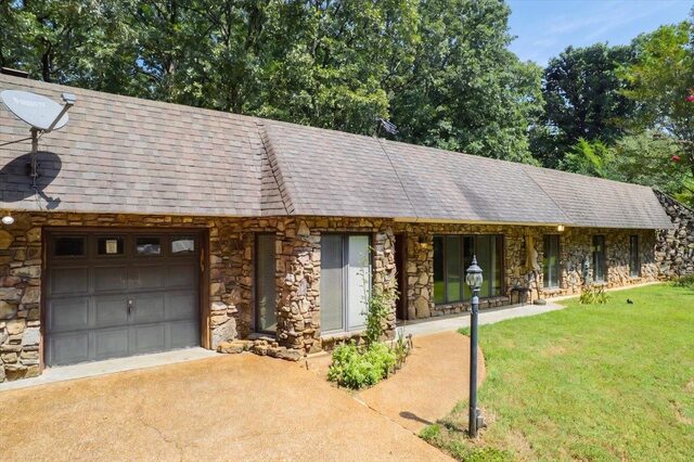 2445 Pittman