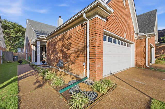 1168 Brady Hollow