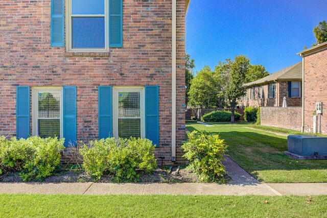5845 Park
