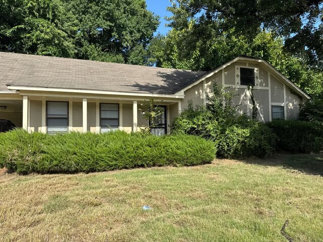 3505 Coleman