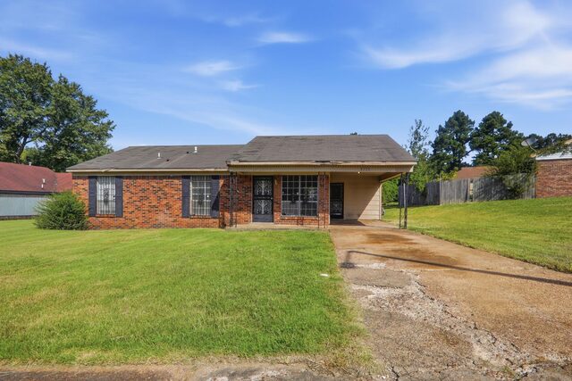 3608 Russelwood