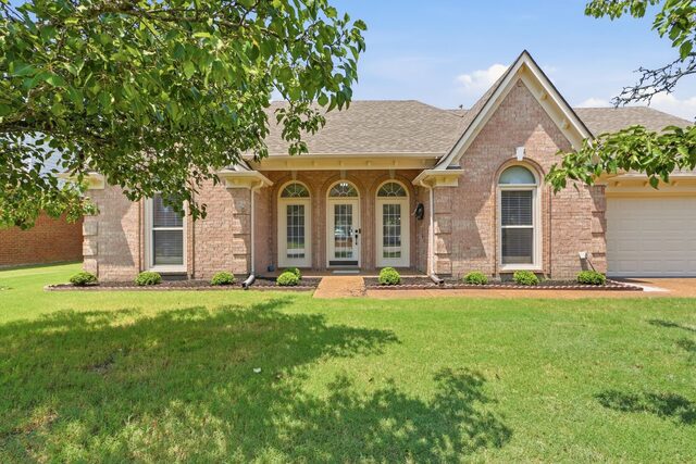 1325 River Pine