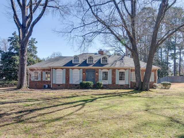 506 Peterson Lake