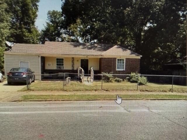 3102 St Charles