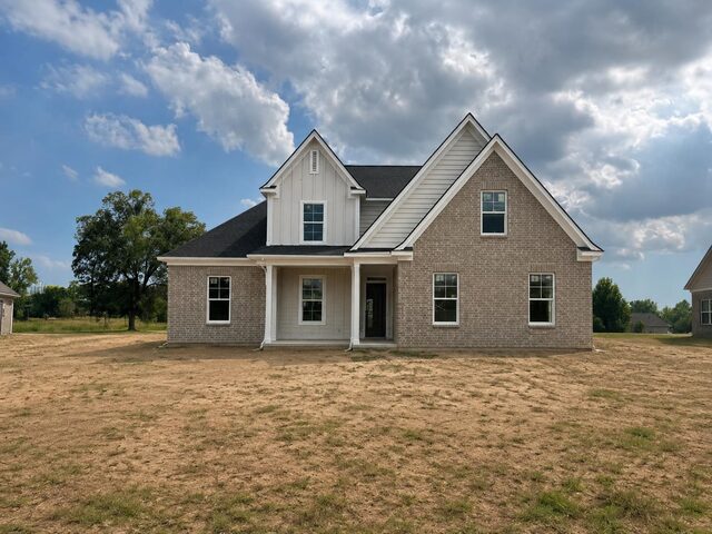 7331 Newbury