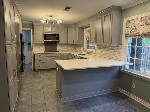 6435 Kirby Oaks