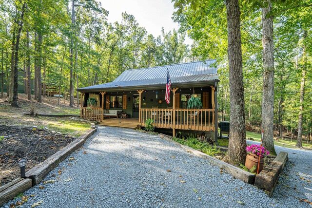 25 Pickwick Woods