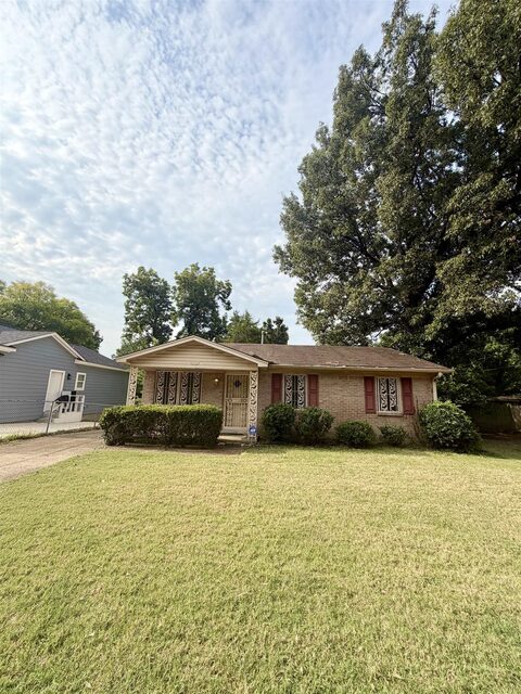 3095 Hoskins