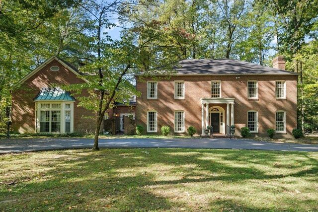 6021 River Oaks