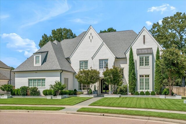 9060 Winston Woods