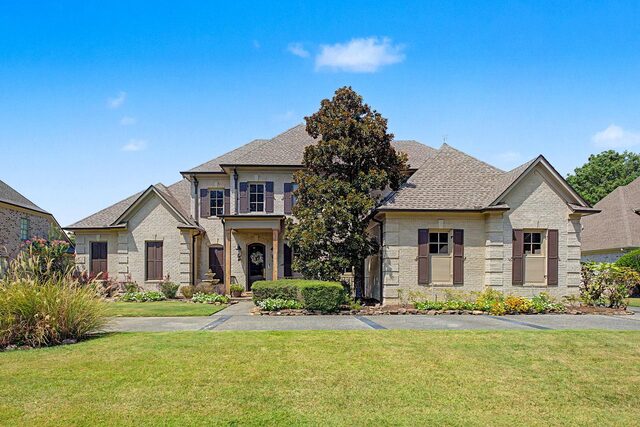 3929 Pointe