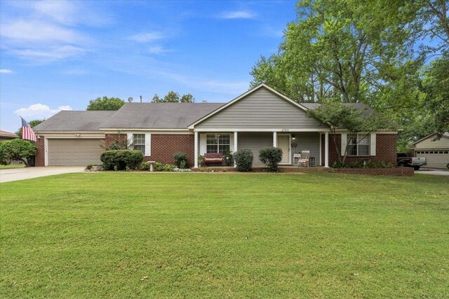 4760 Hallbrook