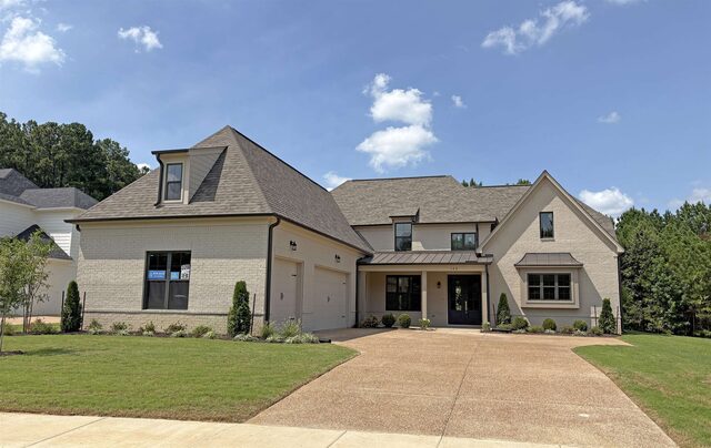 328 Rolling Grove