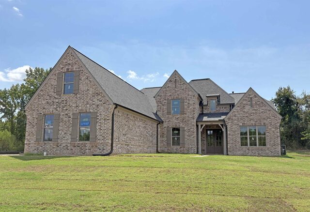 289 Rolling Grove
