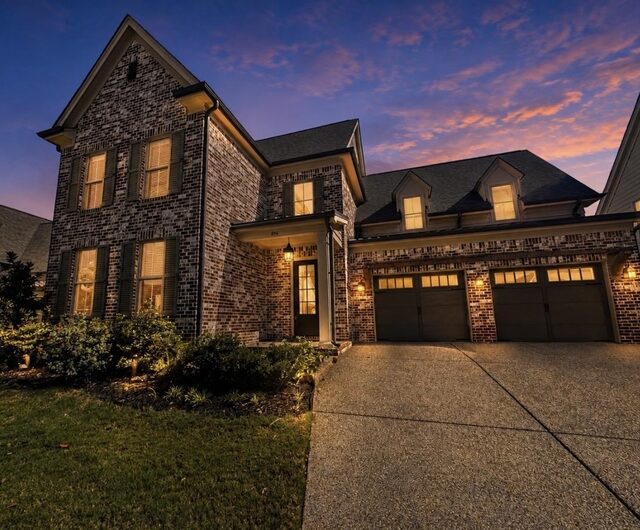 894 Cypress Vine