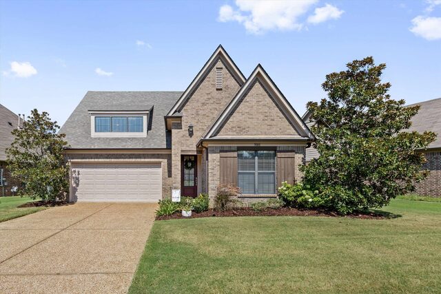 5080 Oliver Grove