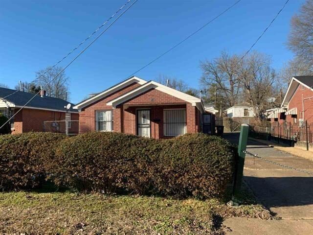 2114 Lowell
