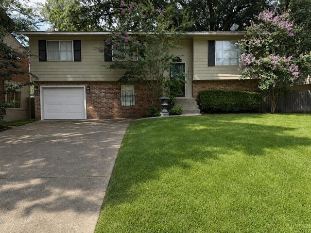 4184 Lansford