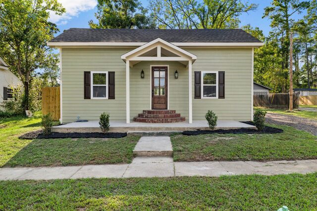 1425 Madison