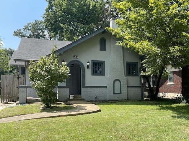 831 Avalon