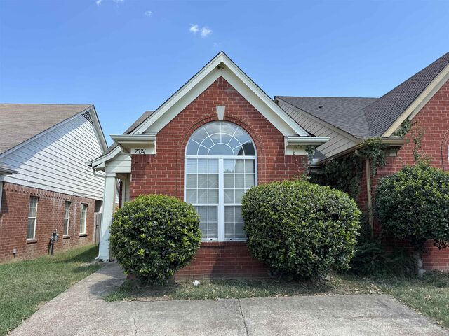 7774 Lipscomb