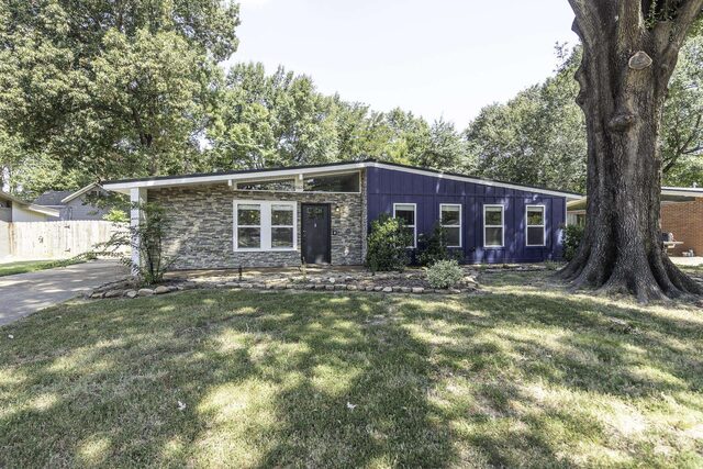 5160 Warfield