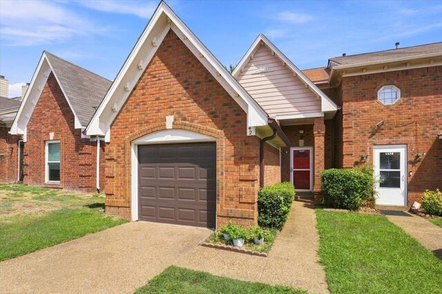 1642 Red Barn