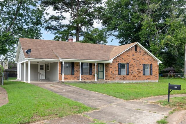 4393 Ridge Bay