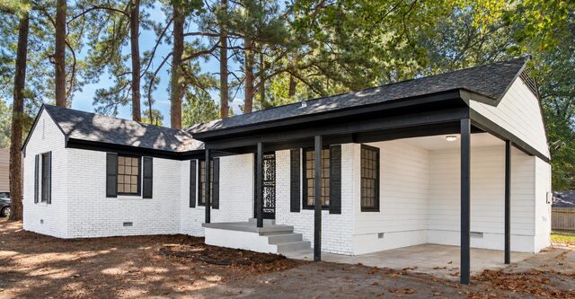 1623 Hutson
