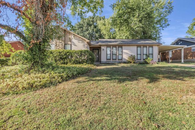 6904 Aspenhill