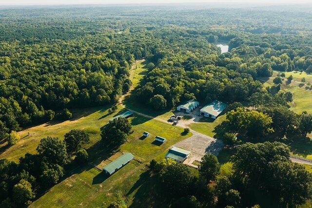 5245 Lake Hardeman