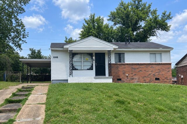 646 Western Park