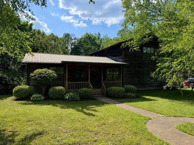 1536 Robinson Shed