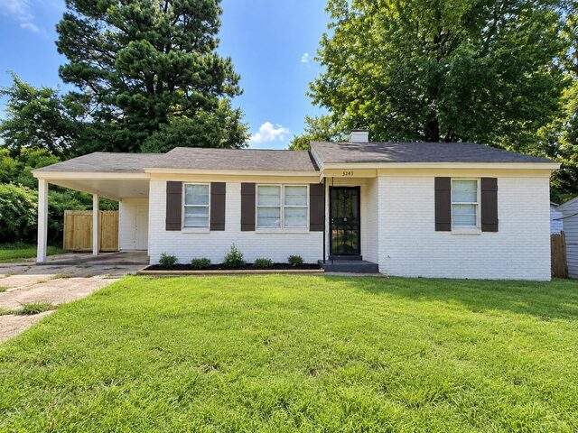 3243 Boone