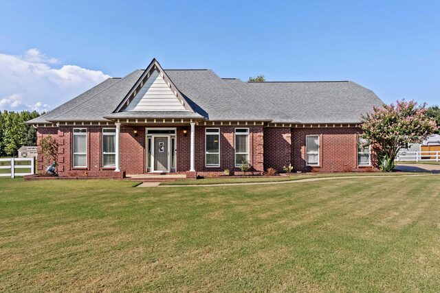 9530 Bolton Estates