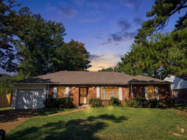 2853 Castleman