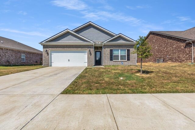 8017 Hickory Meadows