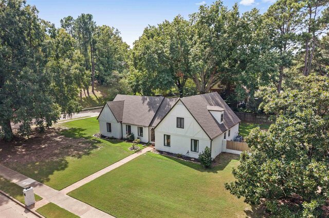 2575 Overlook