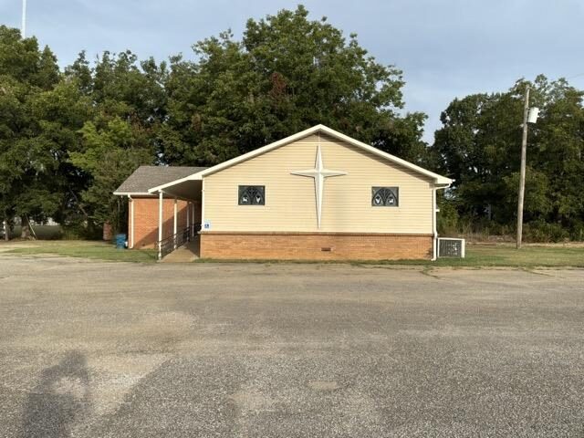 1099 Hwy 51