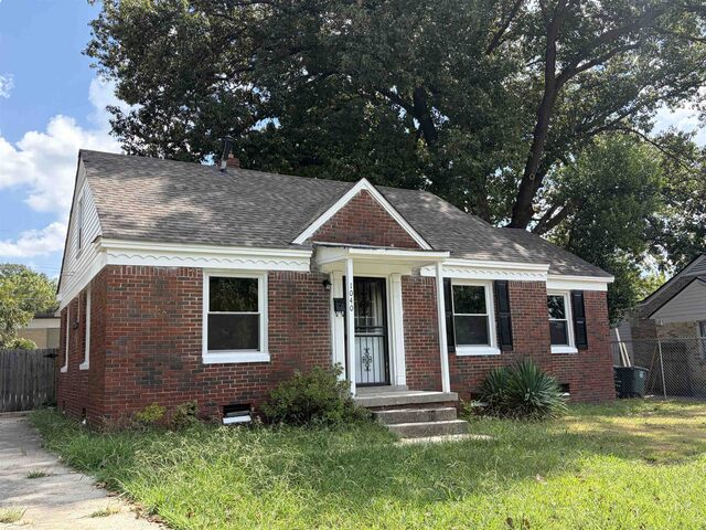 1040 Treadwell