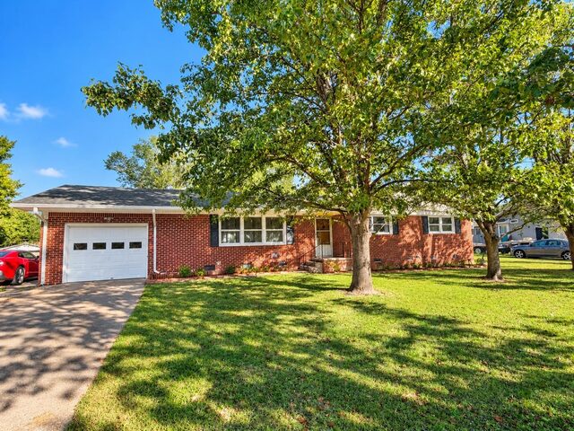 295 Claybrook