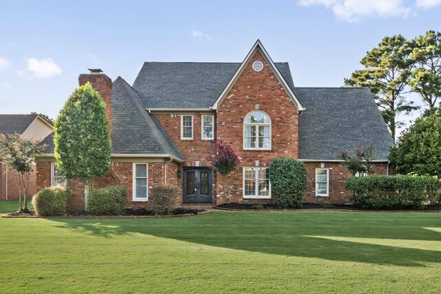 2135 Oaklawn