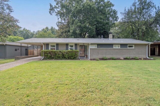 1065 Ivy